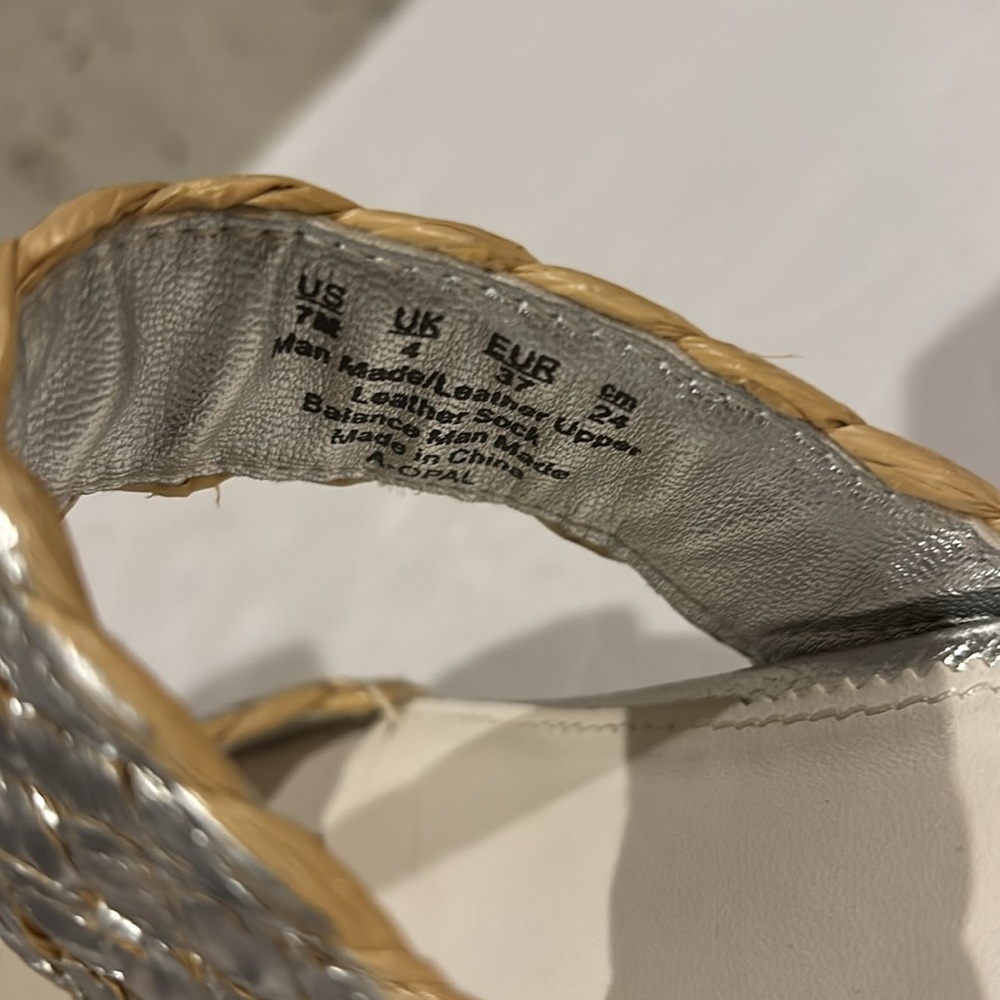 Franco Sarto Silver Leather Basket Weave Opal Platform Sandal - Size 7 - Picture 6 of 9
